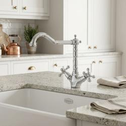 Aquanello Heritage Ascot Classic Kitchen Nostalgic Kitchen Faucet, Chrome with Angled Spout CR-4002-HA